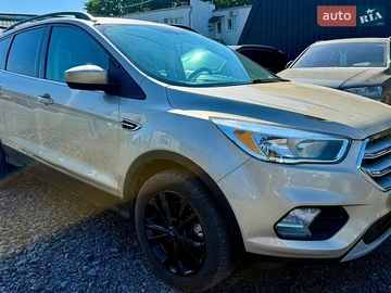 Авто Ford Escape 2018 № 8871093