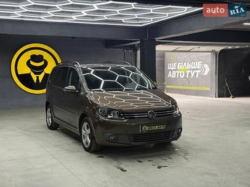 Авто Volkswagen Touran 2011 № 8871302