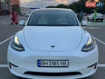 Авто Tesla Model Y 2023 № 8871431