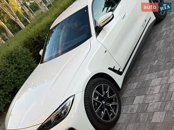 Авто BMW I4 2023 № 8871440