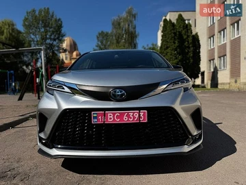 Авто Toyota Sienna 2023 № 8871514