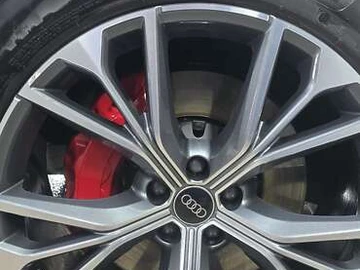 Авто Audi Q8 2024 № 8871530