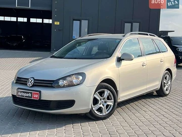 Авто Volkswagen Golf 2010 № 8871696