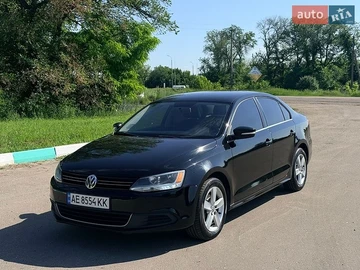 Авто Volkswagen Jetta 2014 № 8871735