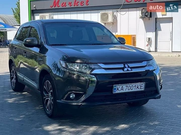Авто Mitsubishi Outlander 2015 № 8871844