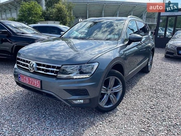Авто Volkswagen Tiguan 2020 № 8871886