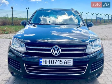 Авто Volkswagen Touareg 2014 № 8871889
