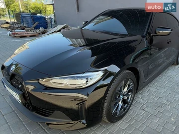Авто BMW I4 2023 № 8871912
