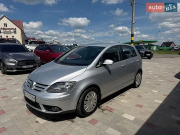 Авто Volkswagen Golf Plus 2007 № 8872108