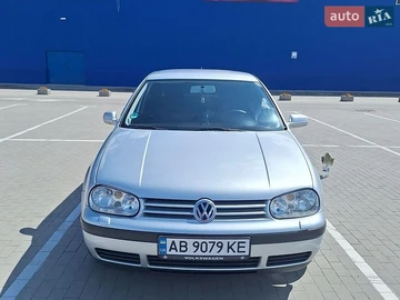 Авто Volkswagen Golf 2000 № 8872113