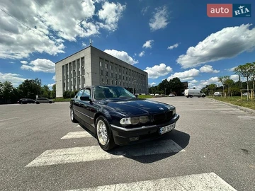 Авто BMW 7 Series 2000 № 8872133