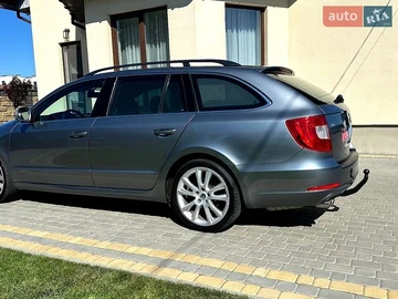 Авто Skoda Superb 2011 № 8872163