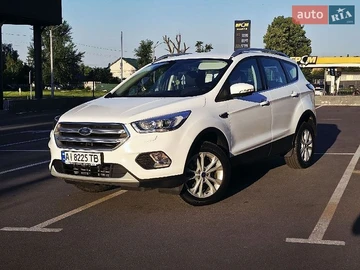 Авто Ford Kuga 2019 № 8872341
