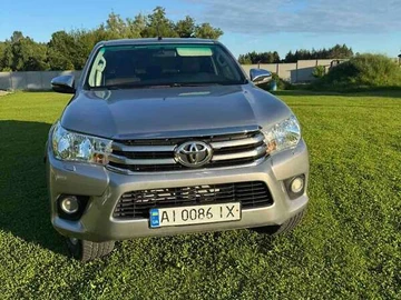 Авто Toyota Hilux 2017 № 8872355