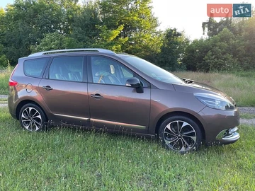 Авто Renault Grand Scenic 2015 № 8872603