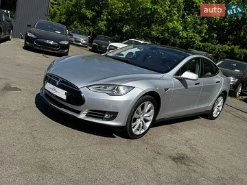 Авто Tesla Model S 2013 № 8872731