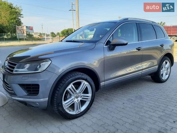 Авто Volkswagen Touareg 2015 № 8872845