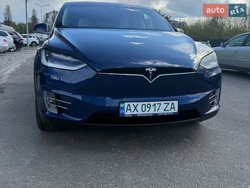 Авто Tesla Model X 2018 № 8872948
