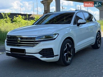 Авто Volkswagen Touareg 2025 № 8872955