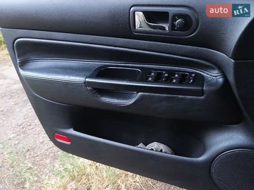Авто Volkswagen Golf 2000 № 8873087