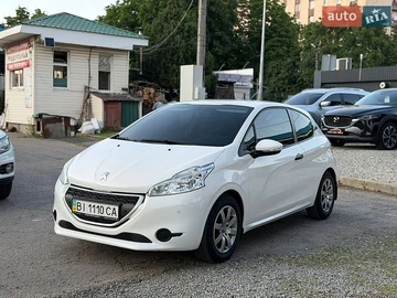 Авто Peugeot 208 2013 № 8873090