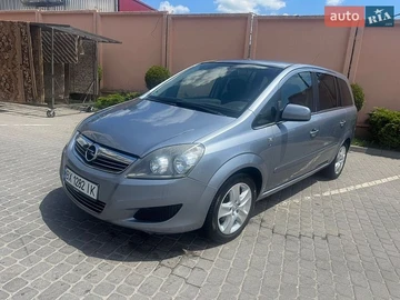 Авто Opel Zafira 2010 № 8873178