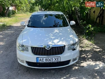 Авто Skoda Superb 2009 № 8873191
