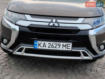 Авто Mitsubishi Outlander 2018 № 8873376