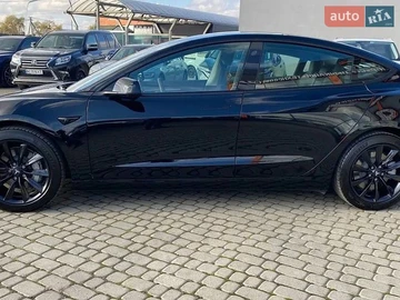 Авто Tesla Model 3 2022 № 8873398