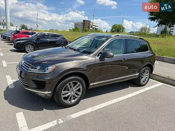 Авто Volkswagen Touareg 2014 № 8873465