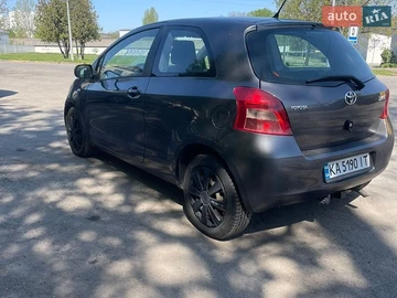 Авто Toyota Yaris 2008 № 8873710