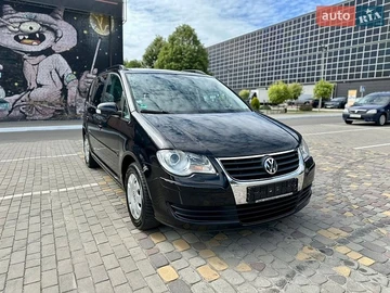Авто Volkswagen Touran 2008 № 8873918