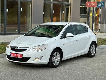 Авто Opel Astra 2012 № 8874041