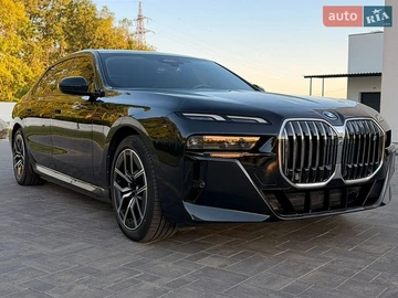 Авто BMW I7 2023 № 8874272
