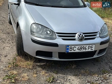 Авто Volkswagen Golf 2004 № 8874323