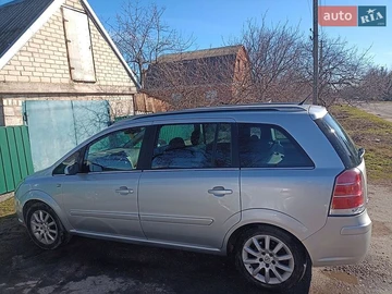 Авто Opel Zafira 2005 № 8874503