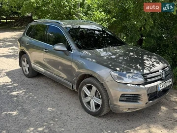 Авто Volkswagen Touareg 2012 № 8874638