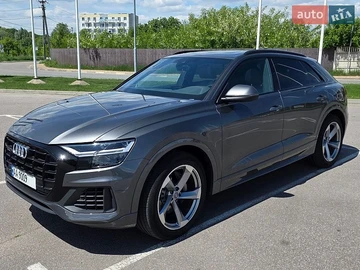 Авто Audi Q8 2020 № 8874732
