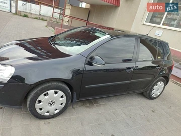 Авто Volkswagen Golf 2005 № 8874789