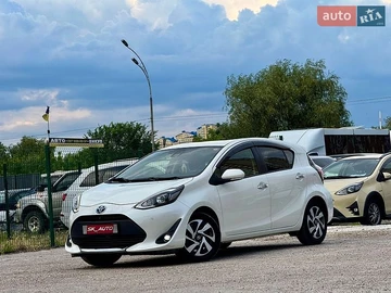 Авто Toyota Aqua 2020 № 8874871