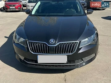 Авто Skoda Superb 2017 № 8874880