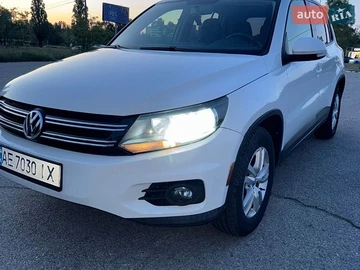 Авто Volkswagen Tiguan 2012 № 8875141