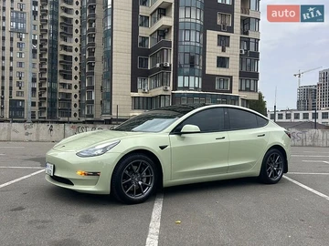 Авто Tesla Model 3 2022 № 8875180