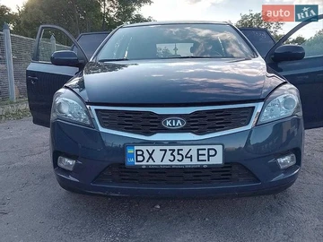 Авто KIA Ceed 2010 № 8875878