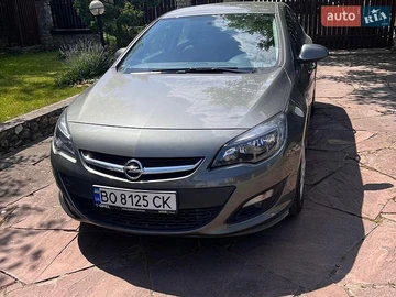 Авто Opel Astra 2020 № 8876032