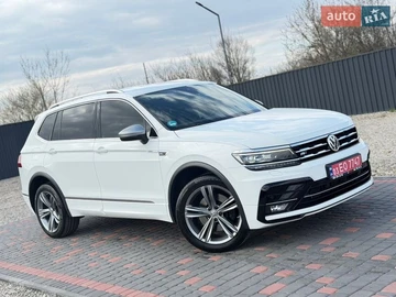 Авто Volkswagen Tiguan Allspace 2019 № 8876192
