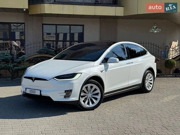 Авто Tesla Model X 2018 № 8876249