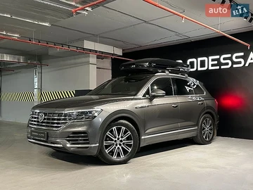 Авто Volkswagen Touareg 2019 № 8876254