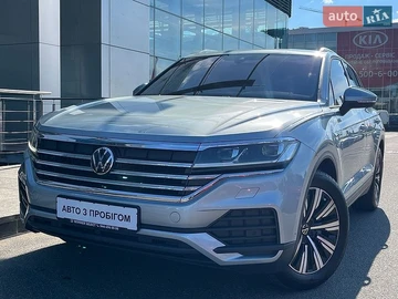 Авто Volkswagen Touareg 2023 № 8876259