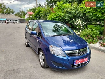 Авто Opel Zafira 2010 № 8876371